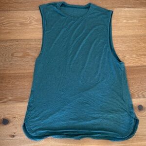 EUC XL Men’s Lululemon tank top jersey material